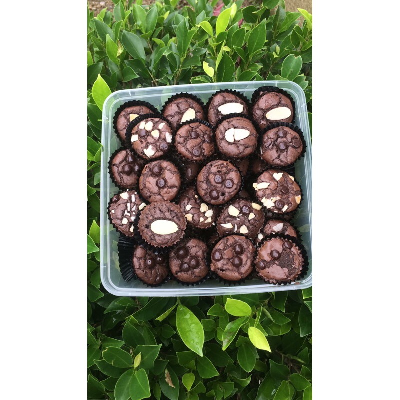 

Mini Brownies in Cup