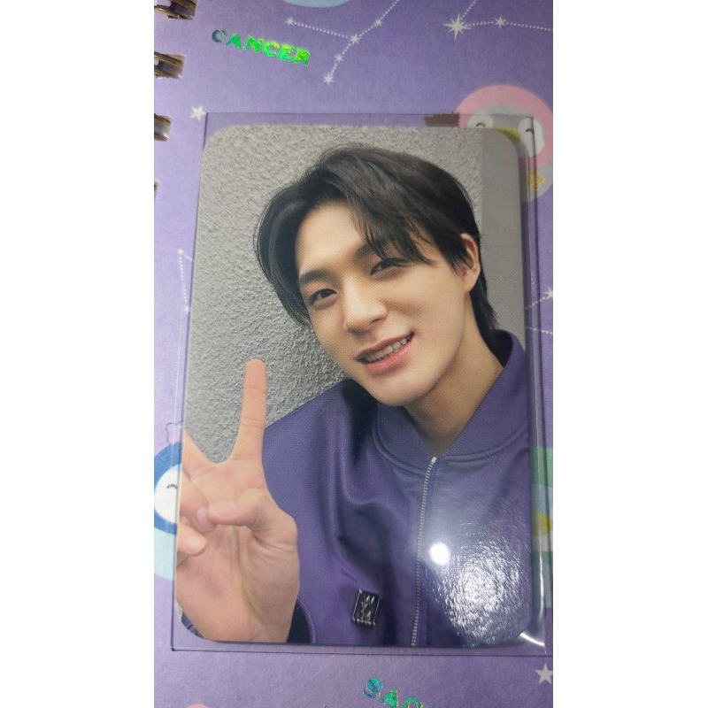 

Jeno NCT DREAM acrylic cahol