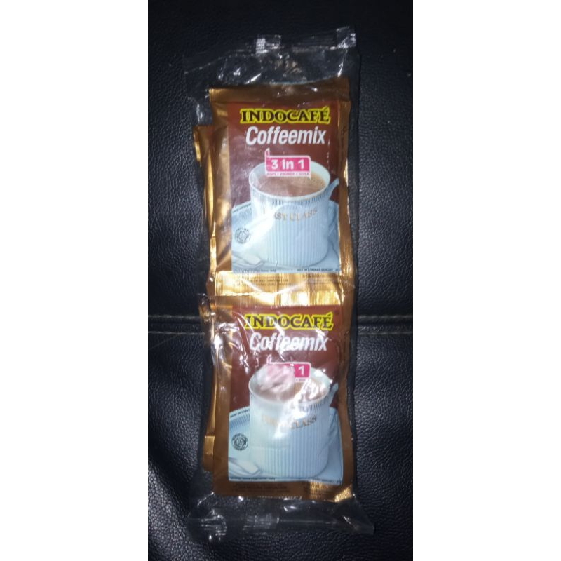 

Indocafe Coffe Mix 3 in 1 Isi 10 Pcs