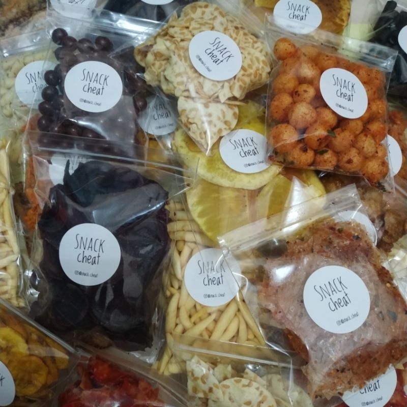 

BUNDLING SNACK ENAK 13 PCS