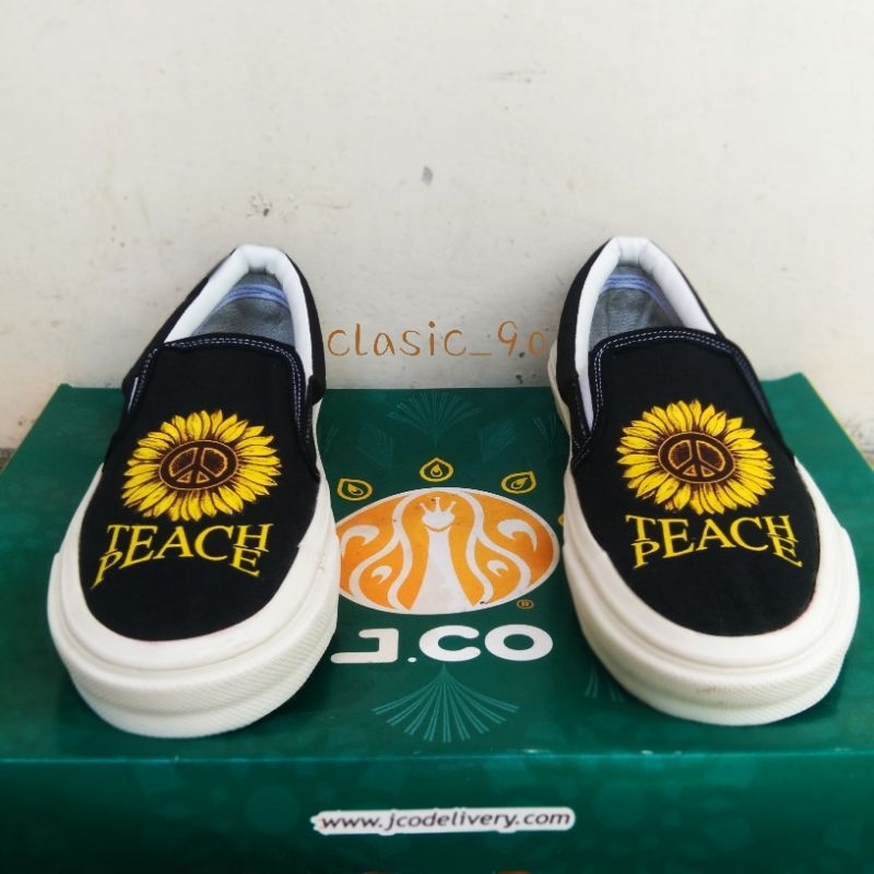 sepatu slip on TEACH PEACE PREMIUM QUALITY NOBRAND