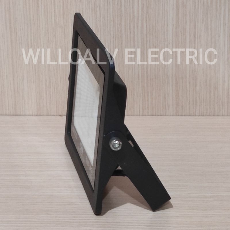 Lampu sorot RGB 30W led Ac 220V / Lampu sorot led 30W RGB Ac 220V