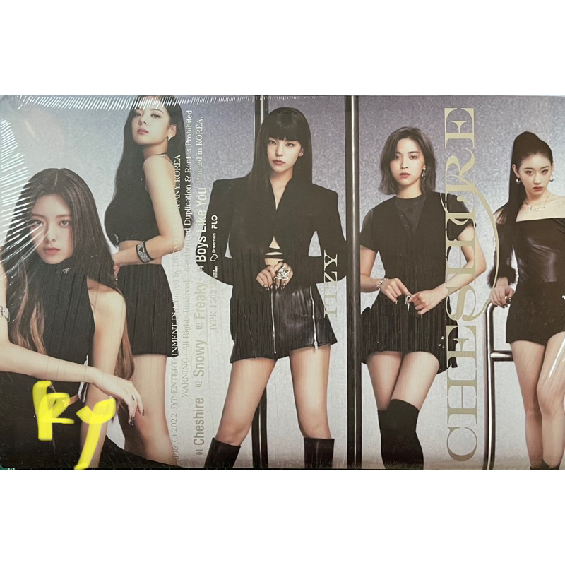 [READY STOCK] Itzy - photocard ryujin soundwave checkmate album sealed cheshire