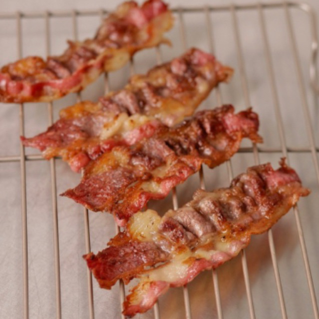 

Streaky Pork Bacon / Smoked Pork Bacon