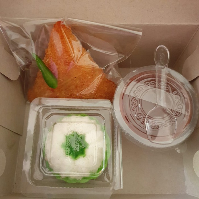 

Snack box 13,000 enak murah dan halal PAKET 20 BOX