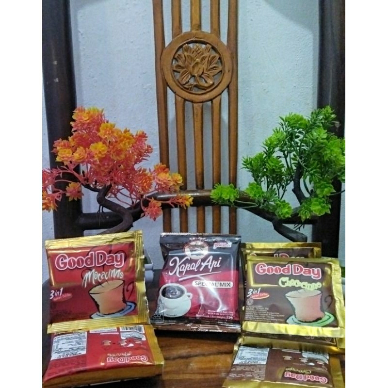 

PAKET HEMAT-2 Kopi Good Day + Kapal Api Isi 10pcs