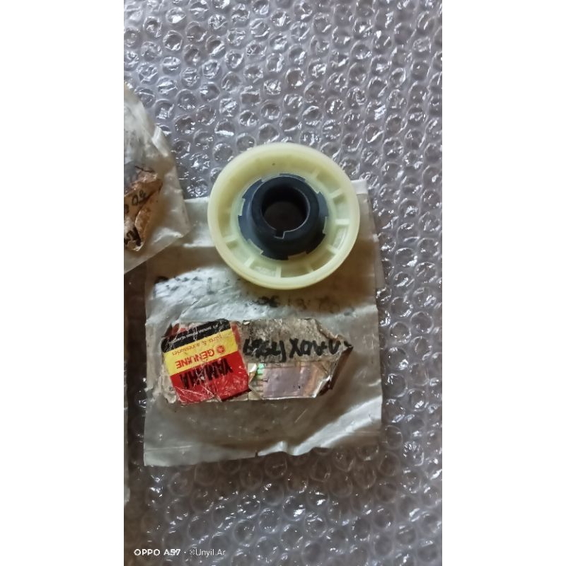 GEAR POMPA OLI V75 V80 ORIGINAL