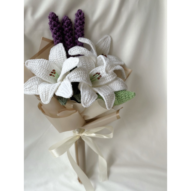 Lily Crochet Flower Bouquet / Costum Bouquet