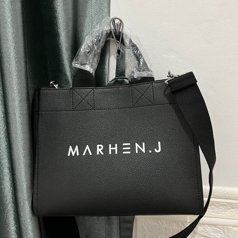 Preloved Marhen J Cindy Bag Black