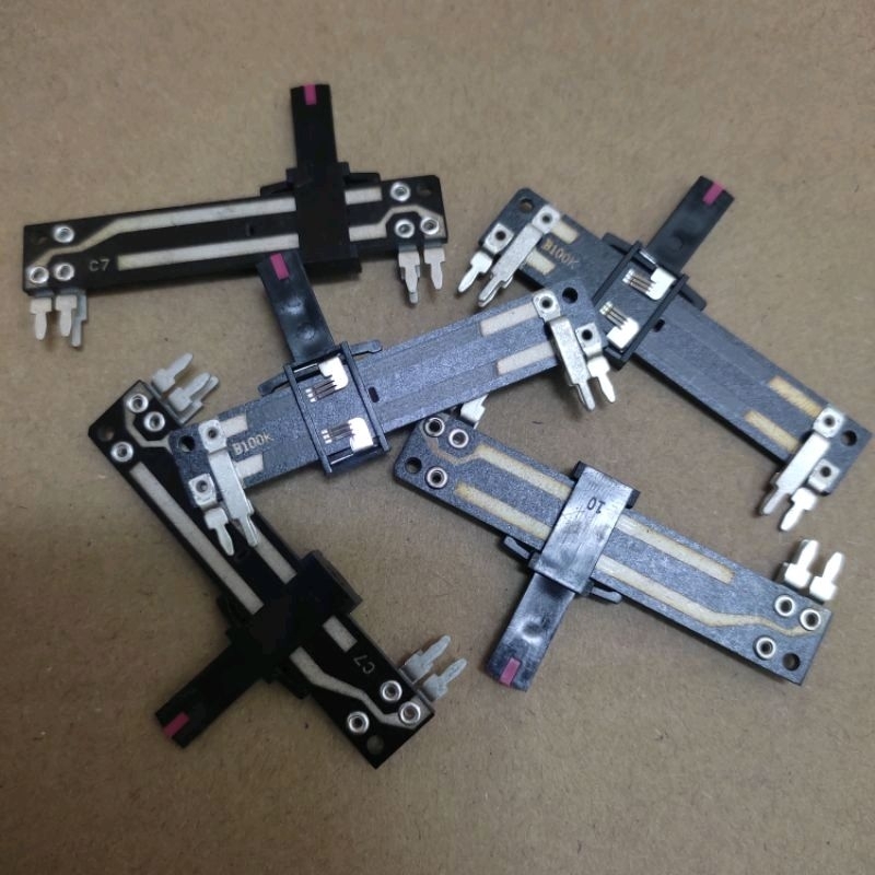 Potensio PCB Geser 4cm Kaki 2-1 50K