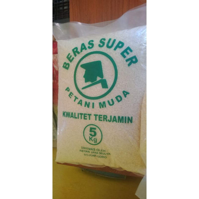 

BERAS SUPER SLYP PUTRA MULYO 5KG