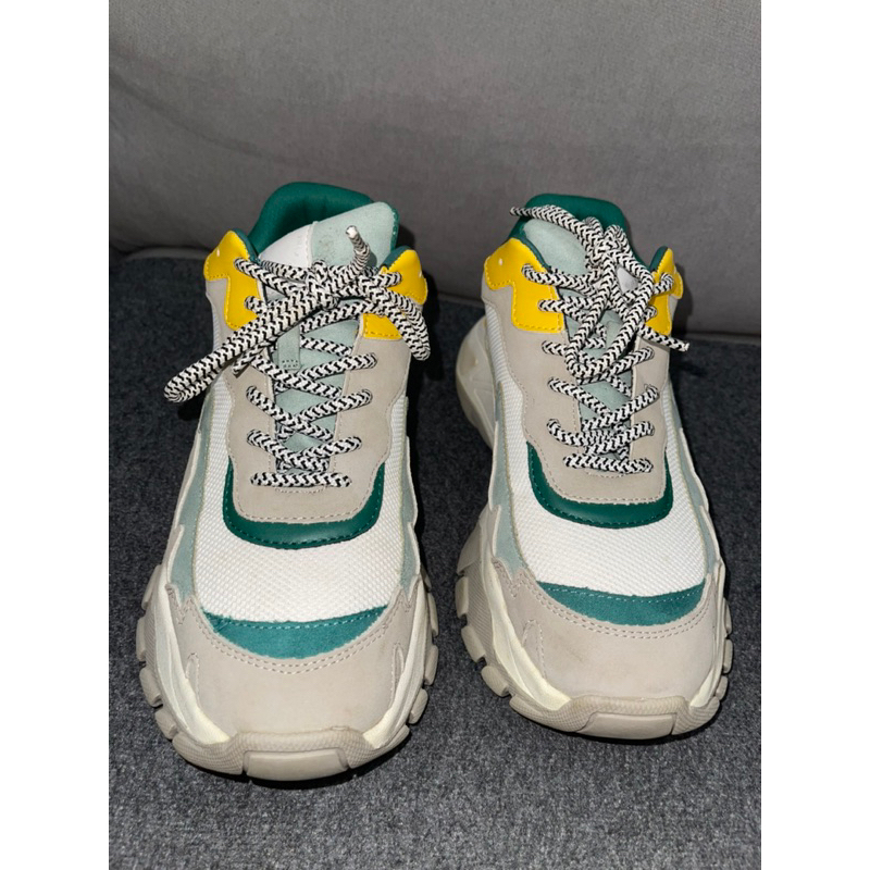 preloved sepatu pull & bear original store