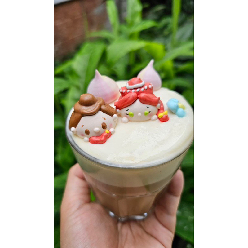 

toy story meringue cookie