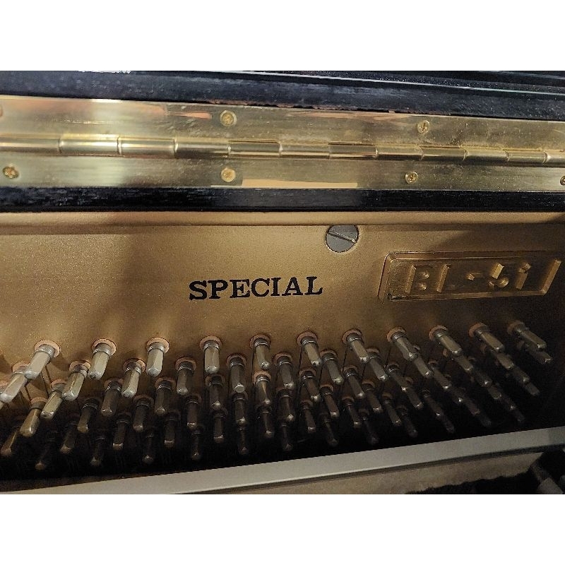 Piano Kawai BL51 Spesial. Made in Japan. Piano Kawai bekas .Piano Kawai Terlaris