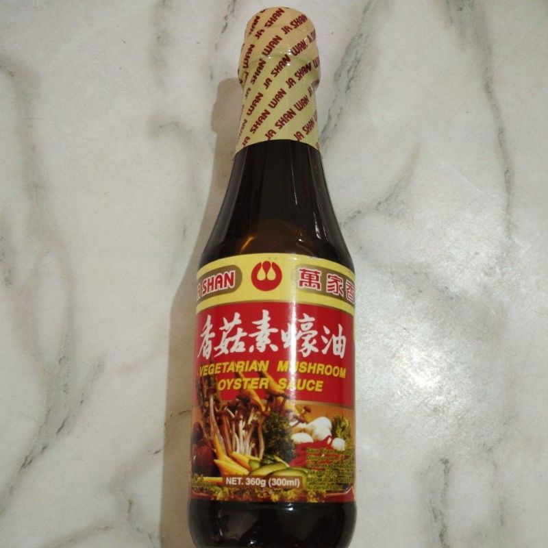 

Wan Ja Shan Vegetarian Mushroom Oyster Sauce 360g / 300ml Saus Bumbu Rasa Tiram Saos Makanan Food Dressing Vege Masak Dapur Instan Instant Kitchen Seasoning Komposisi Air Kacang Kedelai Garam Gandum Ragi Bubuk Jamur Ready Pekanbaru Riau Indonesia Gosend