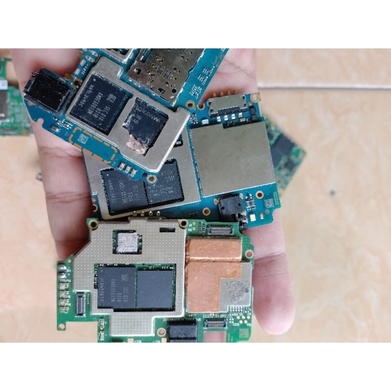 OBRAL MMC congkelan KMQE60013M+BOT