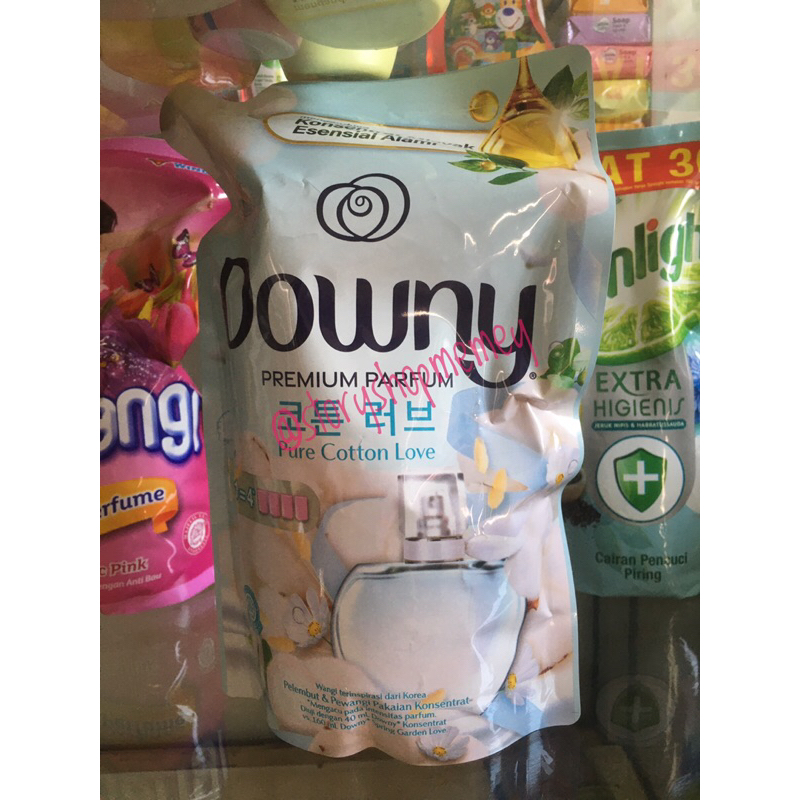 DOWNY  premium parfum pewangi pakain 550ml