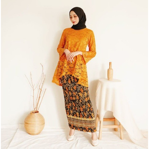 PROMO  KEBAYA RINJANI BRUKAT ( SETELAN ) - Kebaya Tunik Modern 2023 - Kebaya Tunik Brukat WARNA GOLD