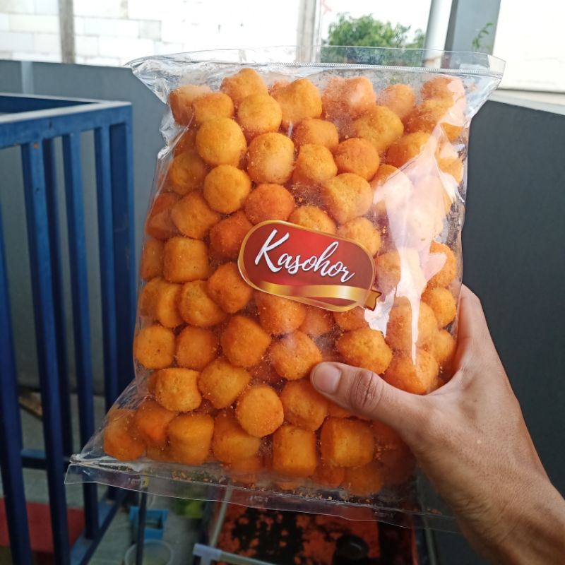 

Cemilan Enak Chicki Ball 275gr keju Manis asin pedas Original Manis Renyak Kriuk - Oleh Oleh Bandung - Snack Makanan Ringan