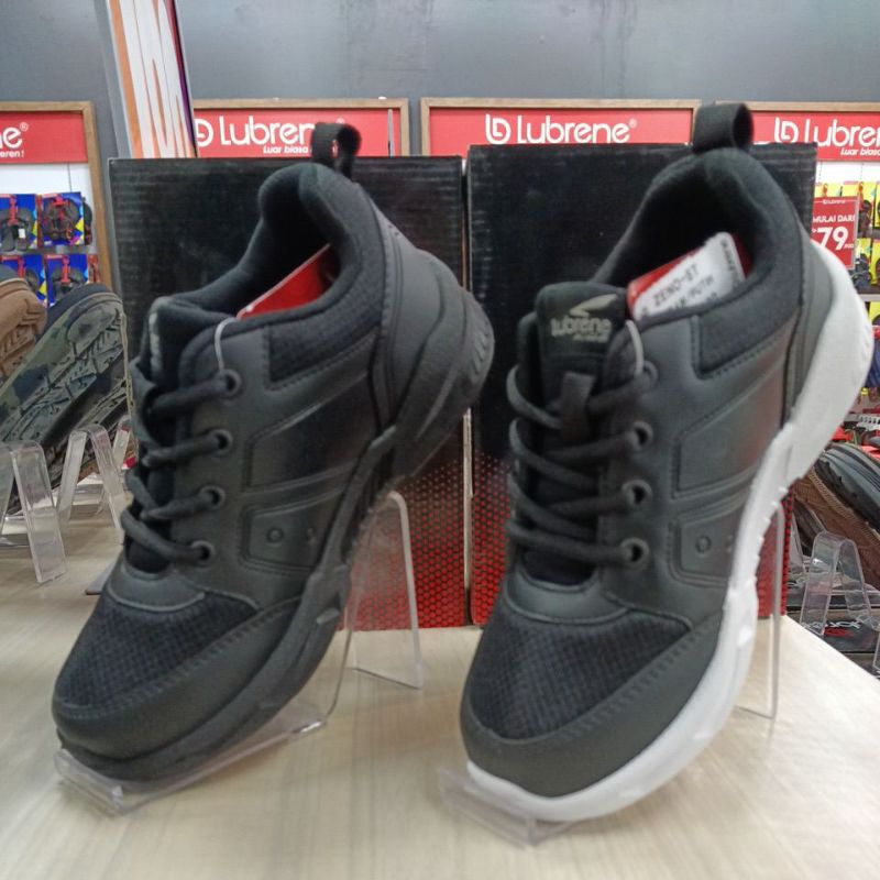 LUBRENE//sepatu sekolah// ZENO ST
