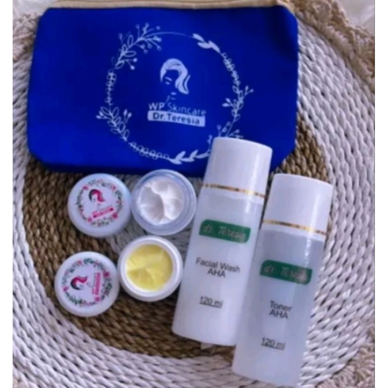 WP SKINCARE GLOW BY DR TERESIA (ACNE/JERAWAT) BPOM RI