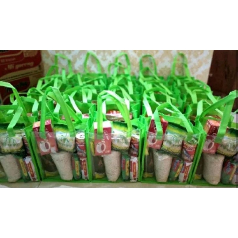 

Paket Sembako sesuai kebutuhan senilai 50rb dan 200rb