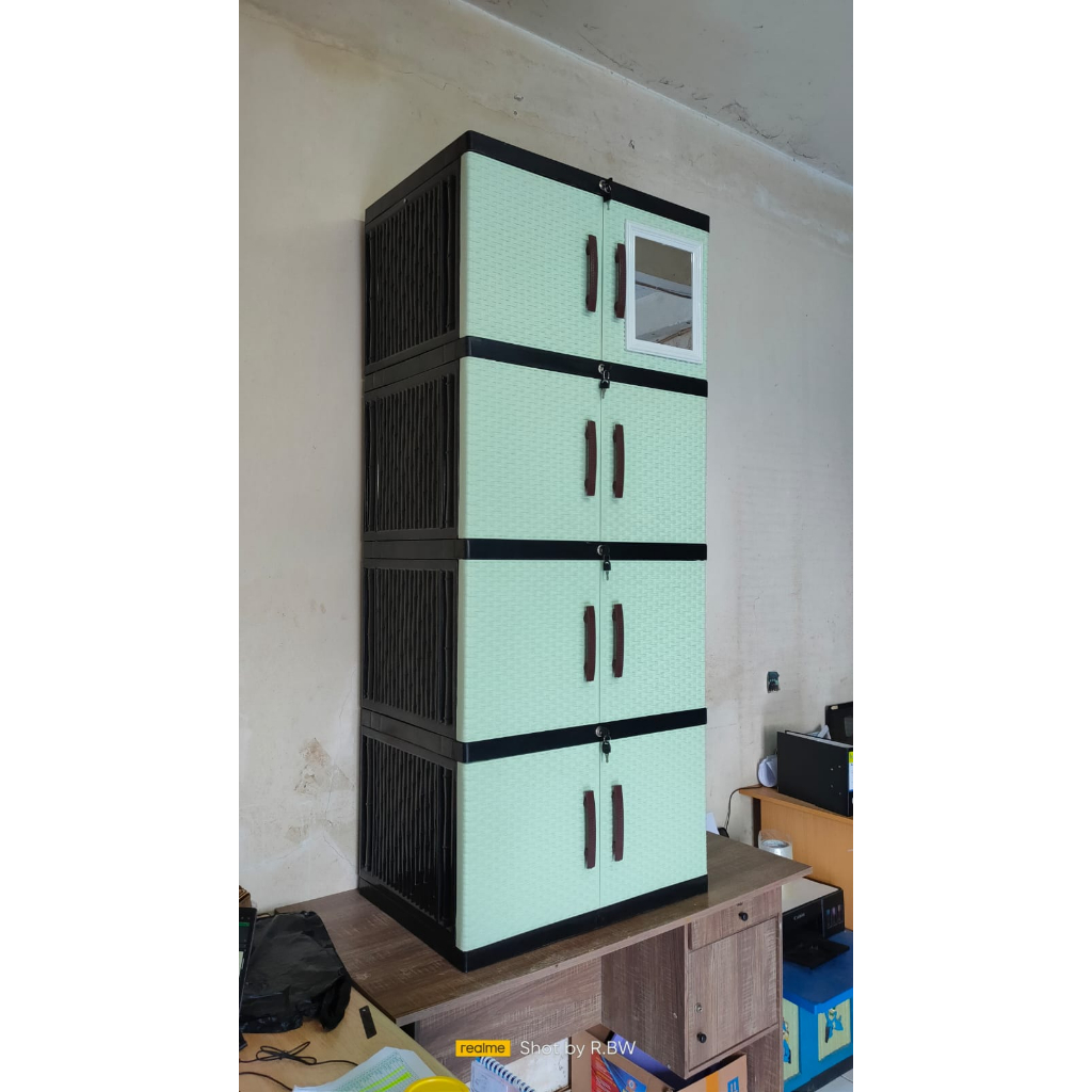 Lemari Plastik Jumbo Susun 4