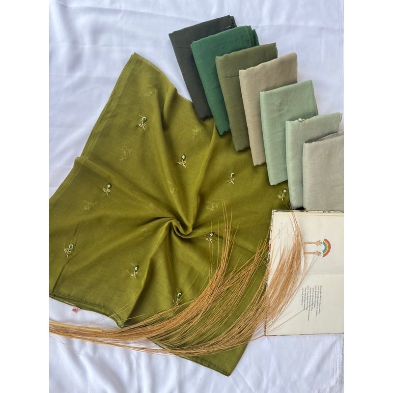 HIJAB/JILBAB SEGIEMPAT PARIS SULAM TABUR