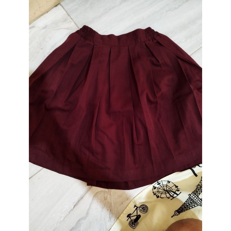 Rok Merah Polos Penabur (Preloved)