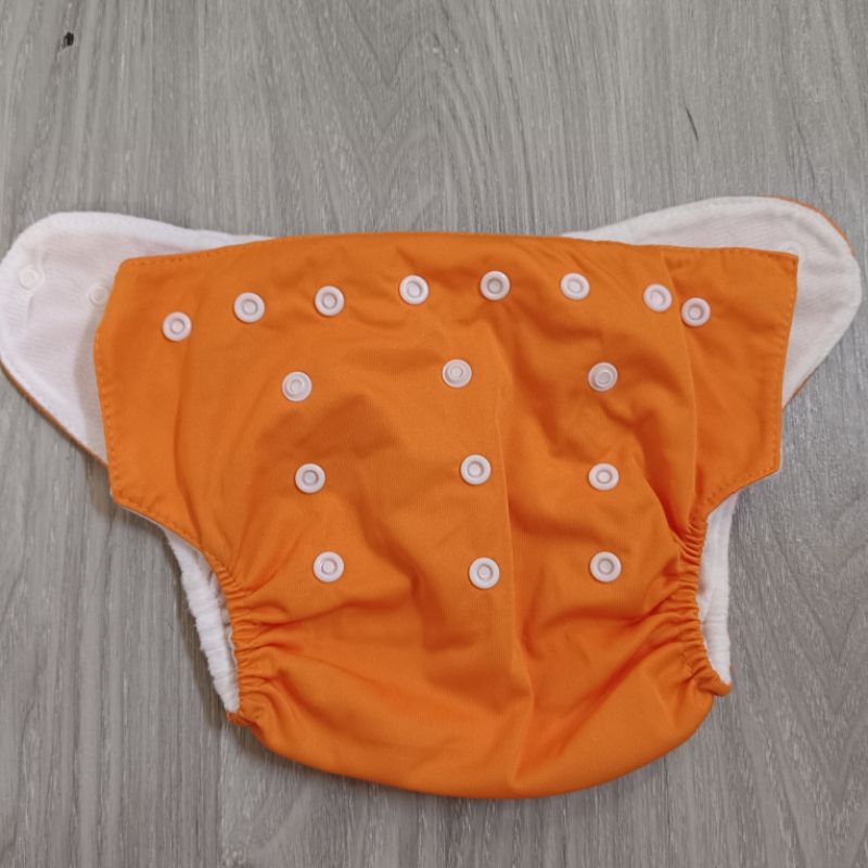 clody / popok bayi cuci ulang / popok kain / popok celana / motif random