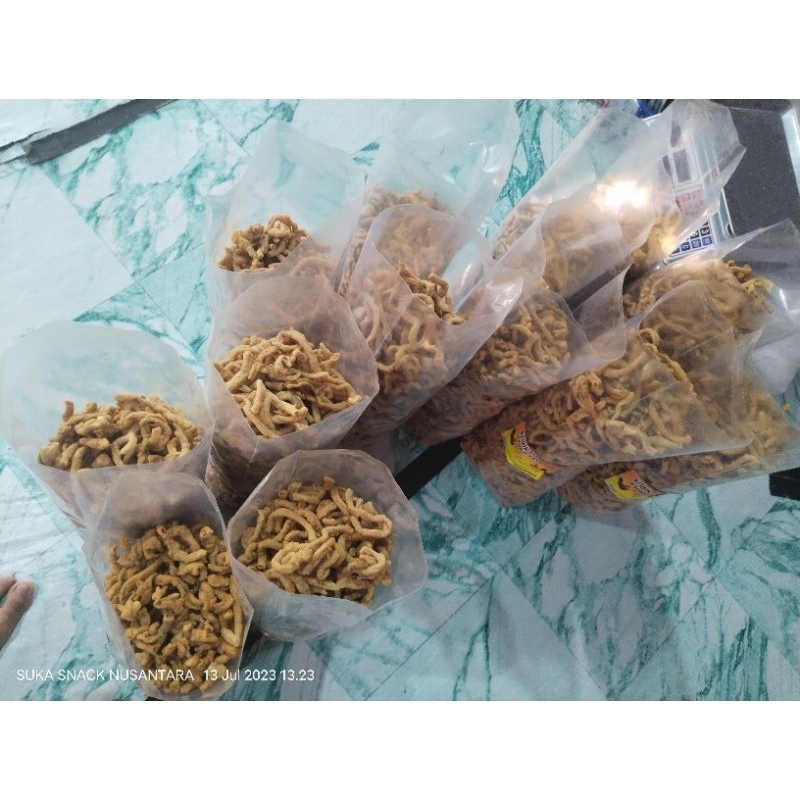 

kripik usus crispiy super premium 500g