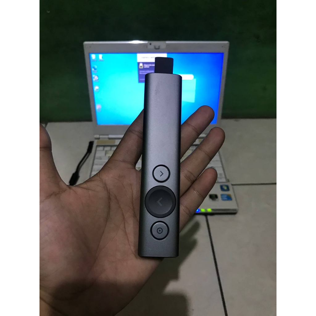 Logitech Spotlight Remote Presentation Wireless - Slate [SECOND]