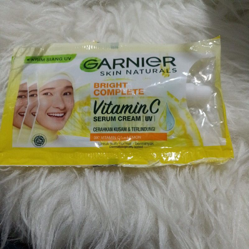 serum cream sachet garnier kuning