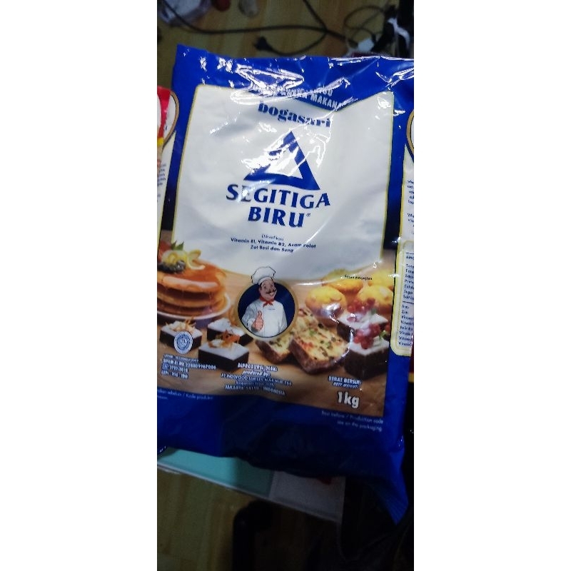 

Tepung terigu Segitiga biru