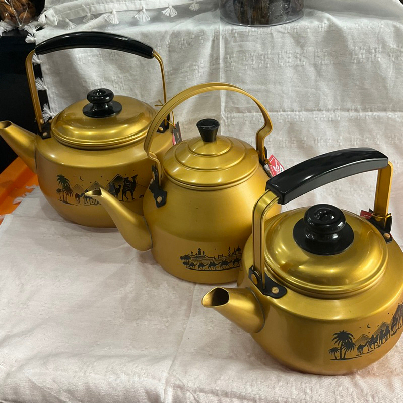 Teko Arabia Mazaya Aluminium Ceret Kuning Khas Arab Teko Air Zam Zam Teko Arab Emas