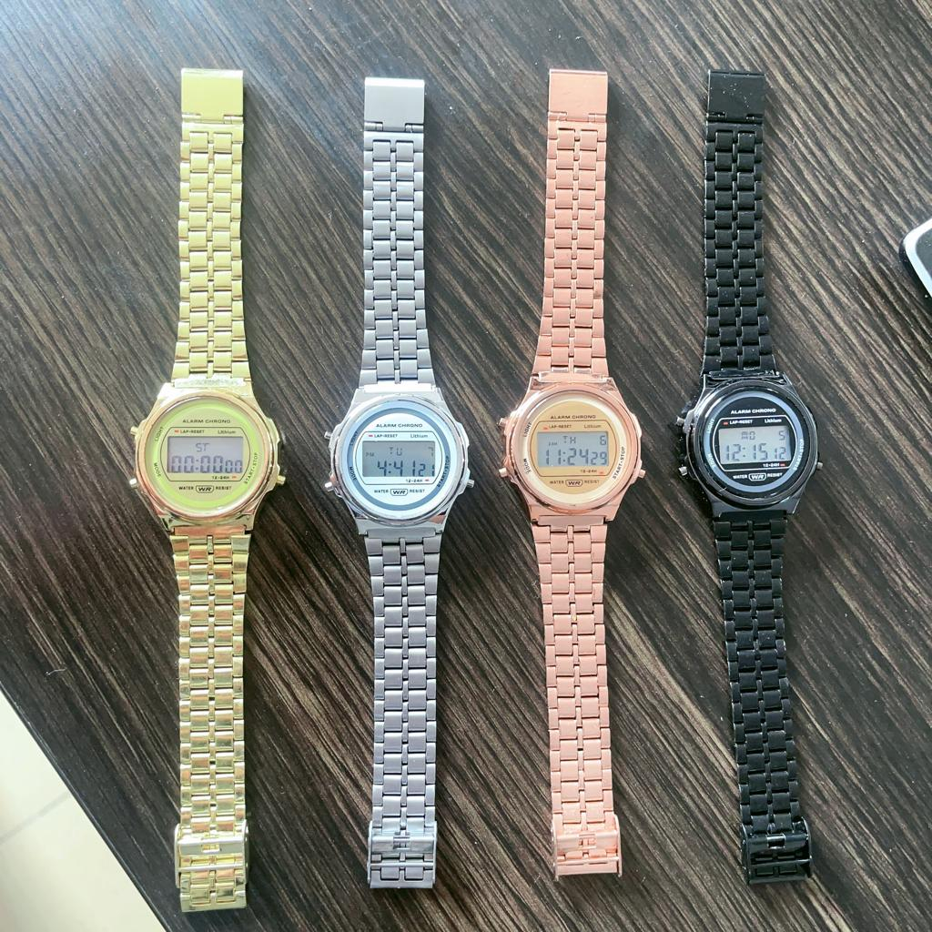 Jam Tangan Pria/Wanita QQ Unisex Sport Digital  Bulat Stainlest