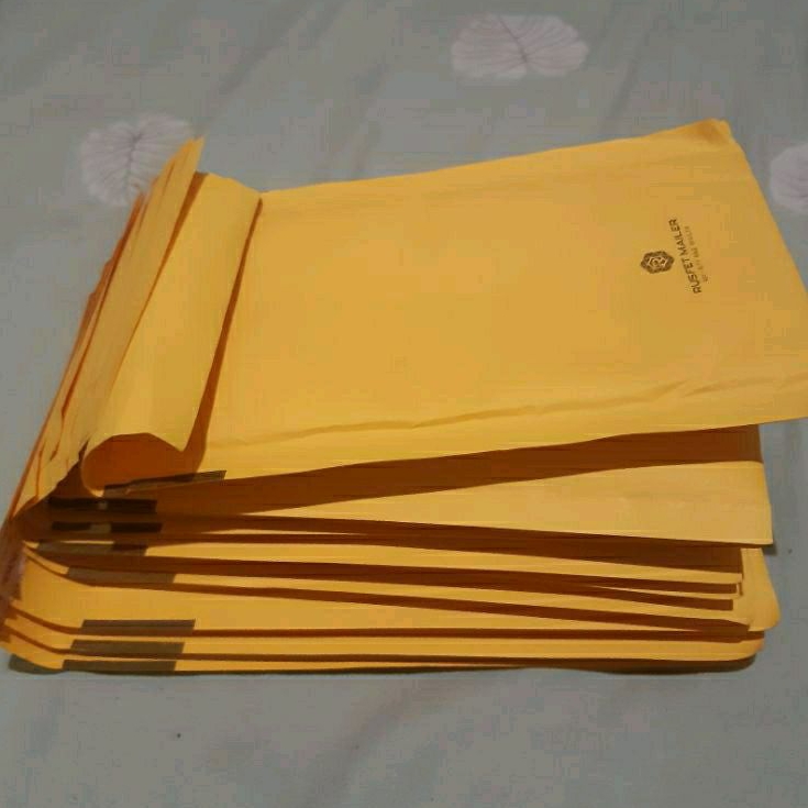

bubble mailer 12×18 10 pcs