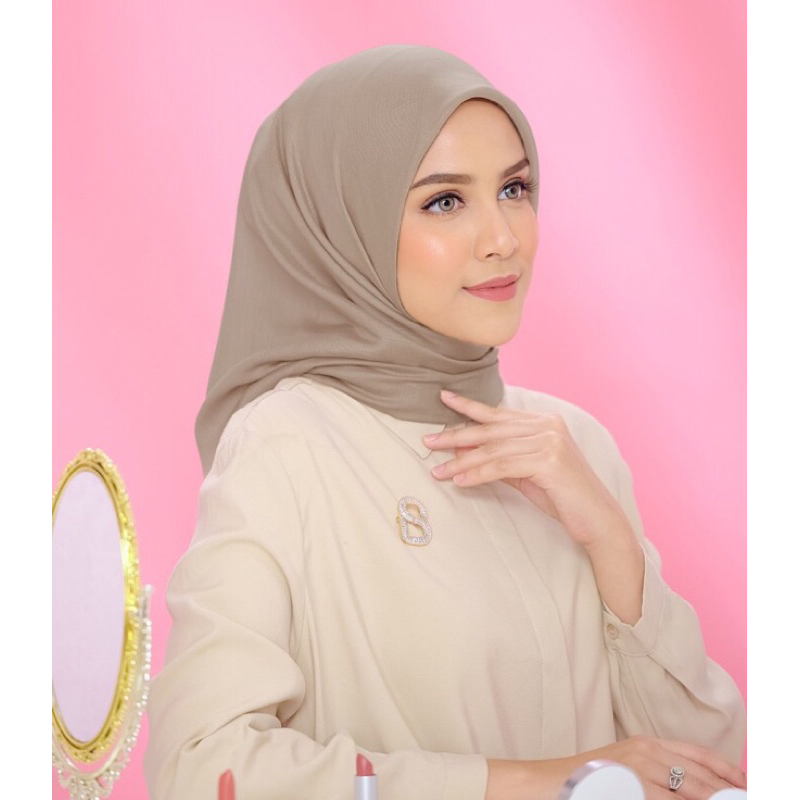 Everyday Scarf Buttonscarves