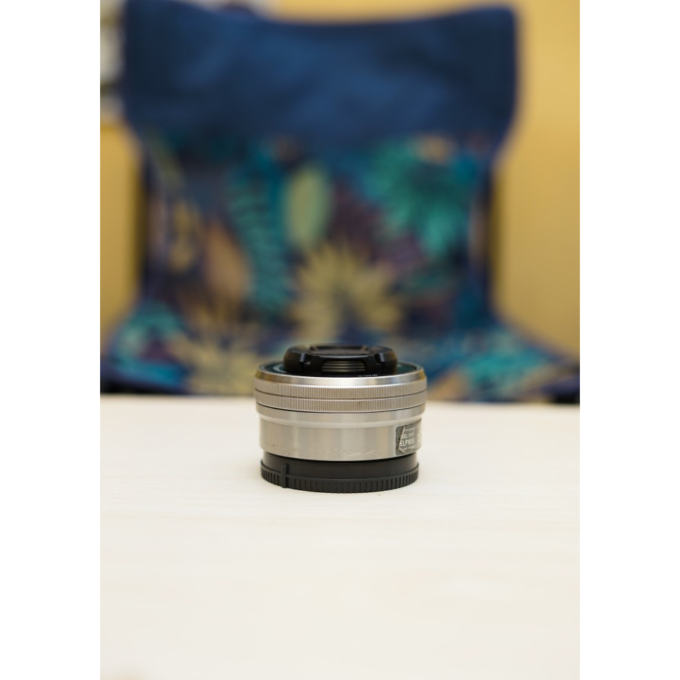 lensa kit sony a6000