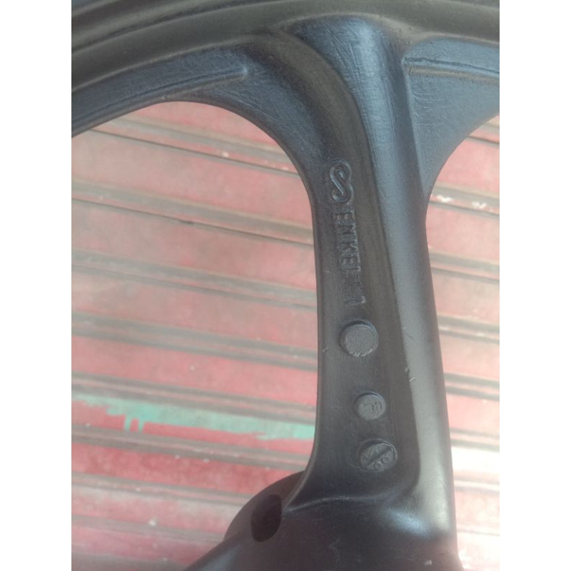 velg depan f1zr ori enkei 1