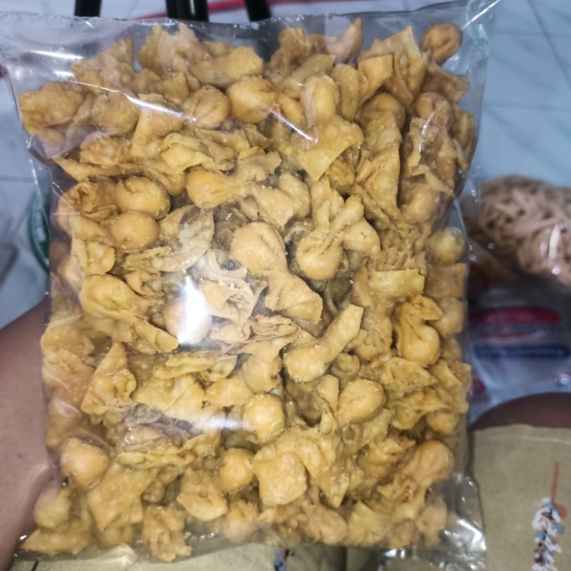 

Pangsit Abon Cumi 500gr