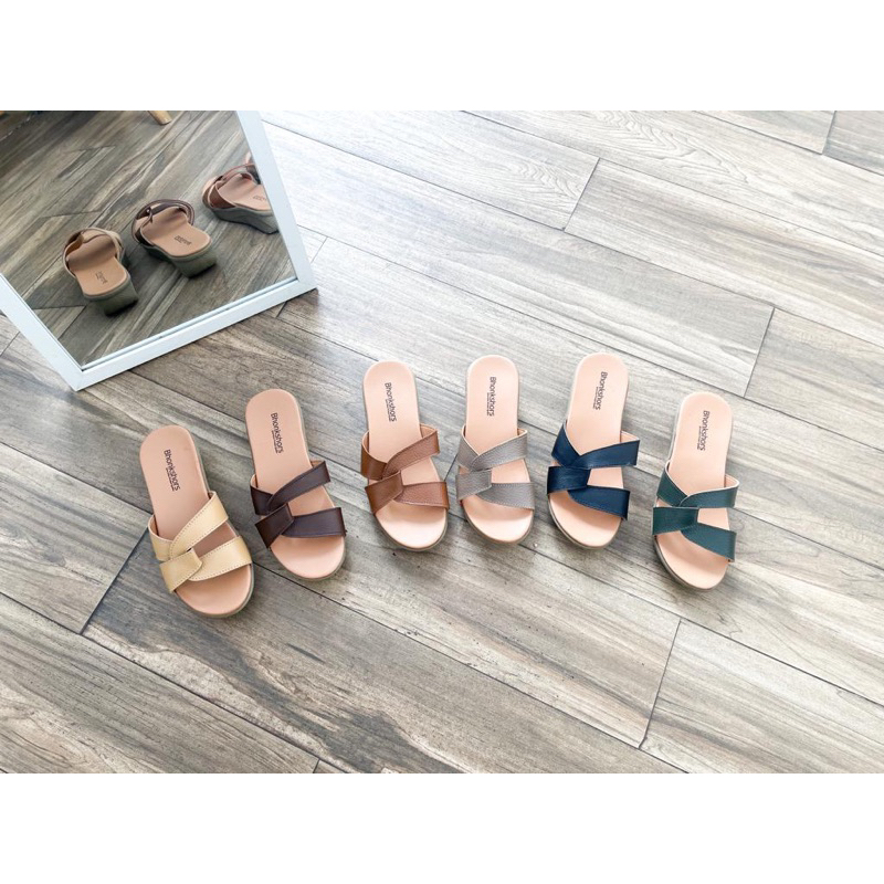 sandal kulit bhonkshors