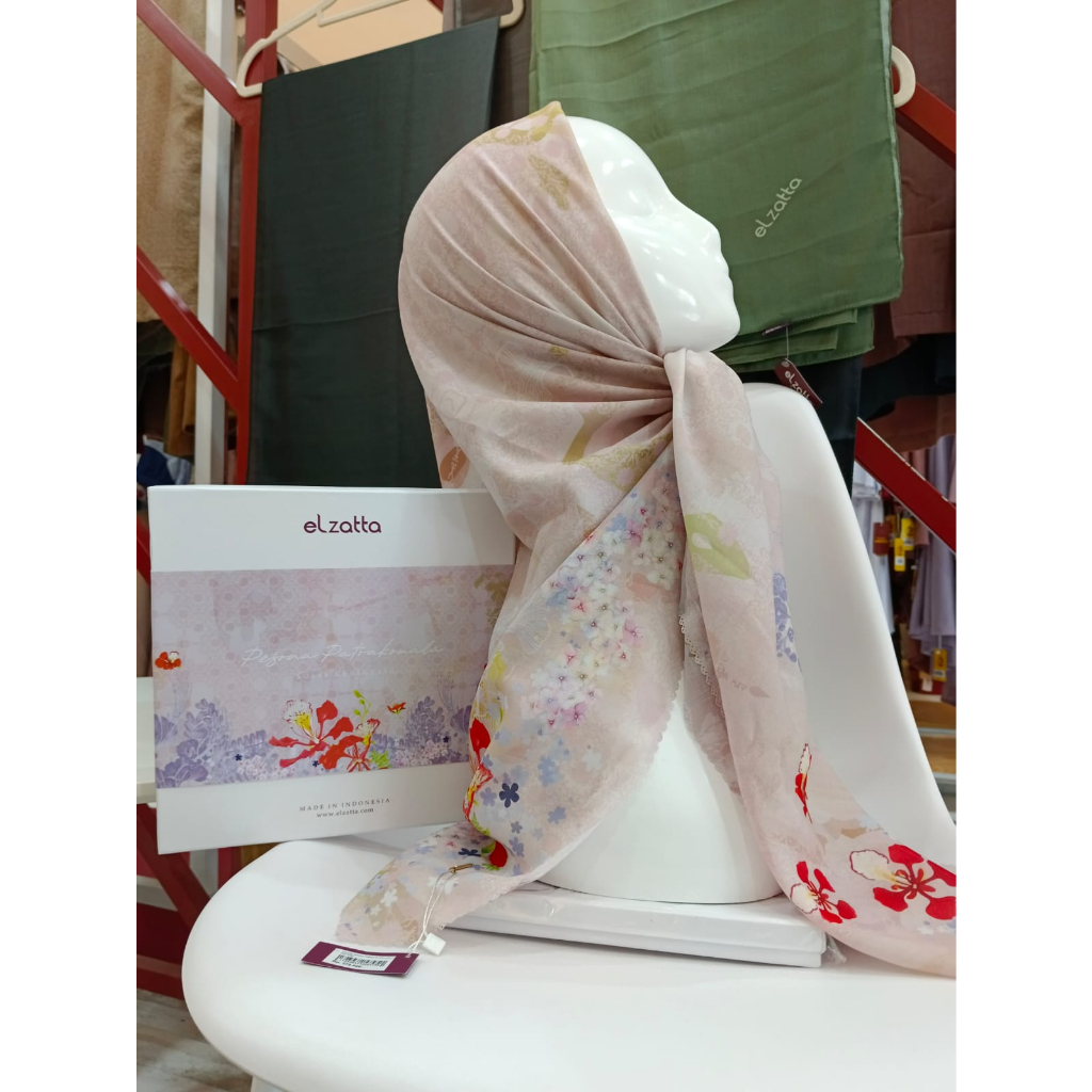 Hijab Segiempat Motif- Kanara Pesona Patrakomala - Scarf Premium Elzatta + Box