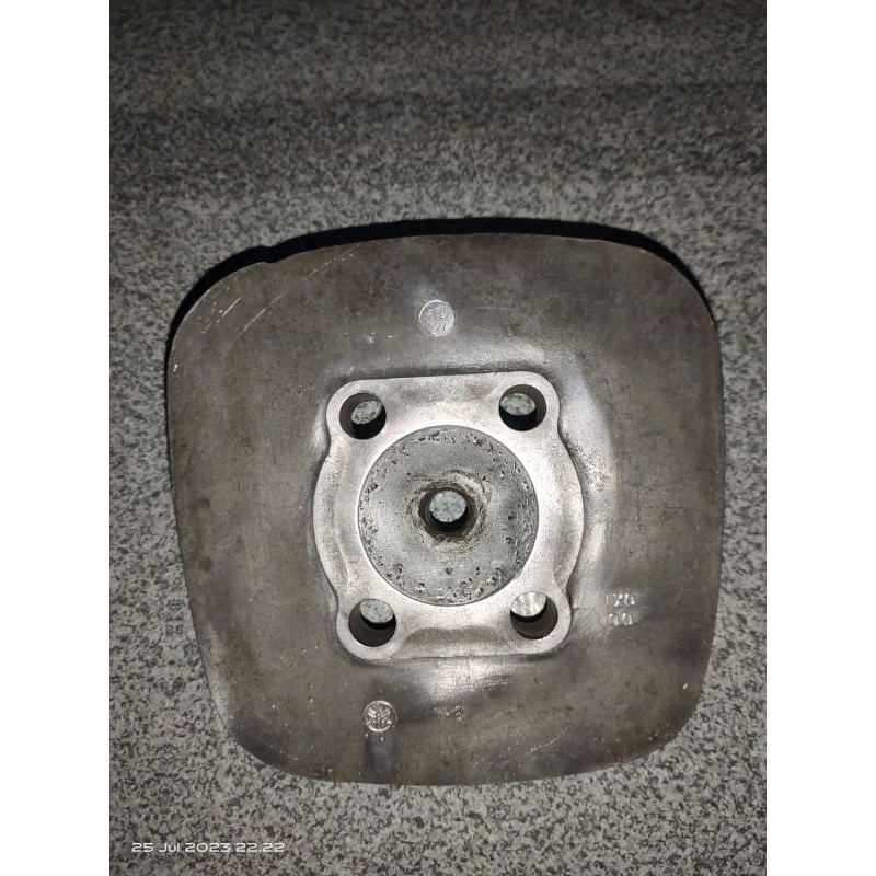 cylinder head kop Yamaha DT 100