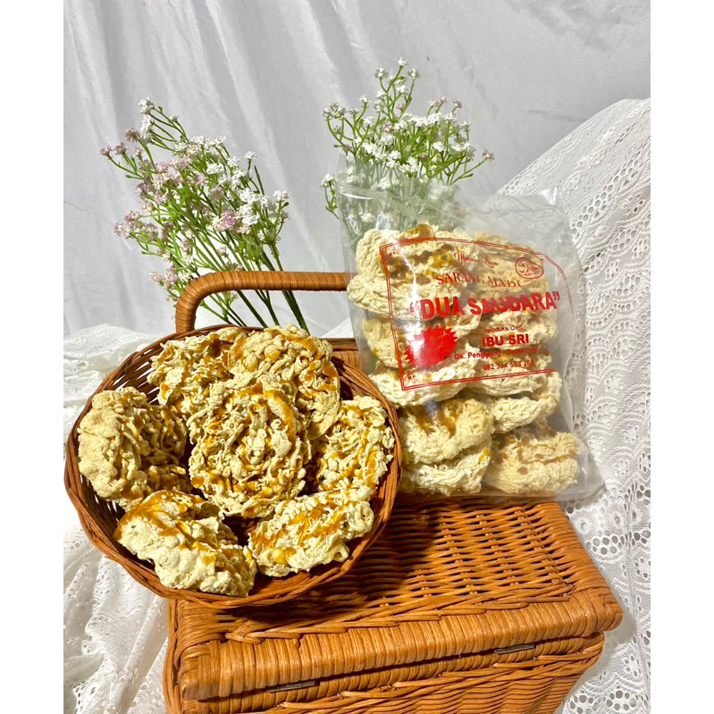 

Sarang madu ds/carang madu/camilan khas pati/ isi 10 per bungkus/camilan piknik/properti piknik