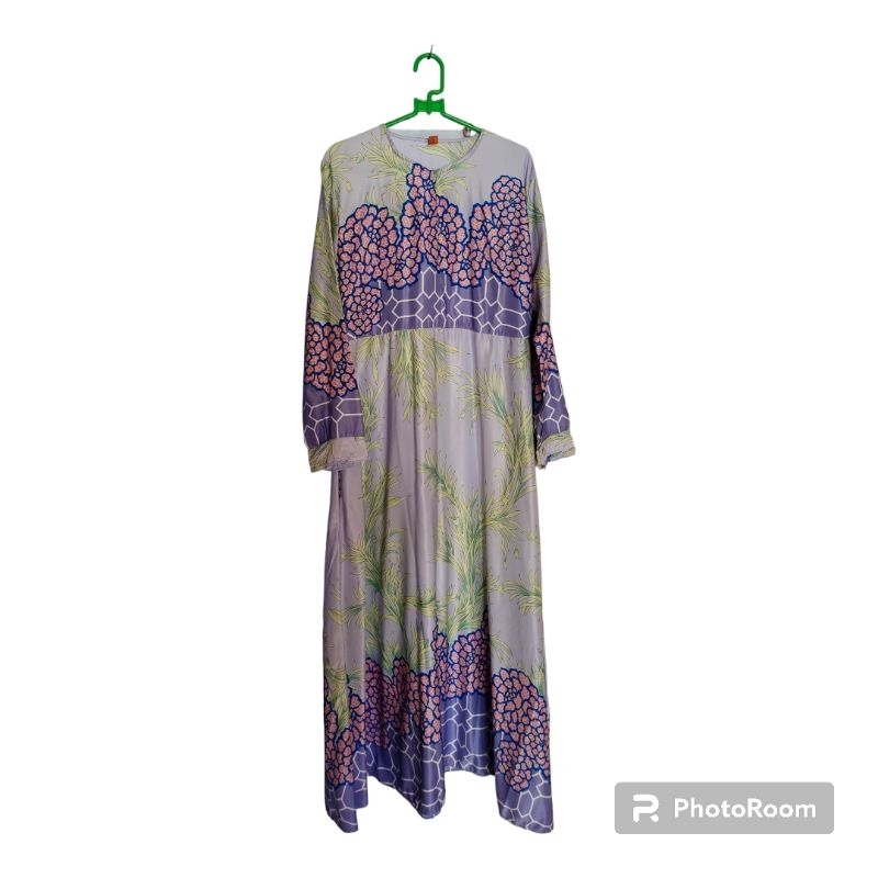 Preloved gamis satin motif