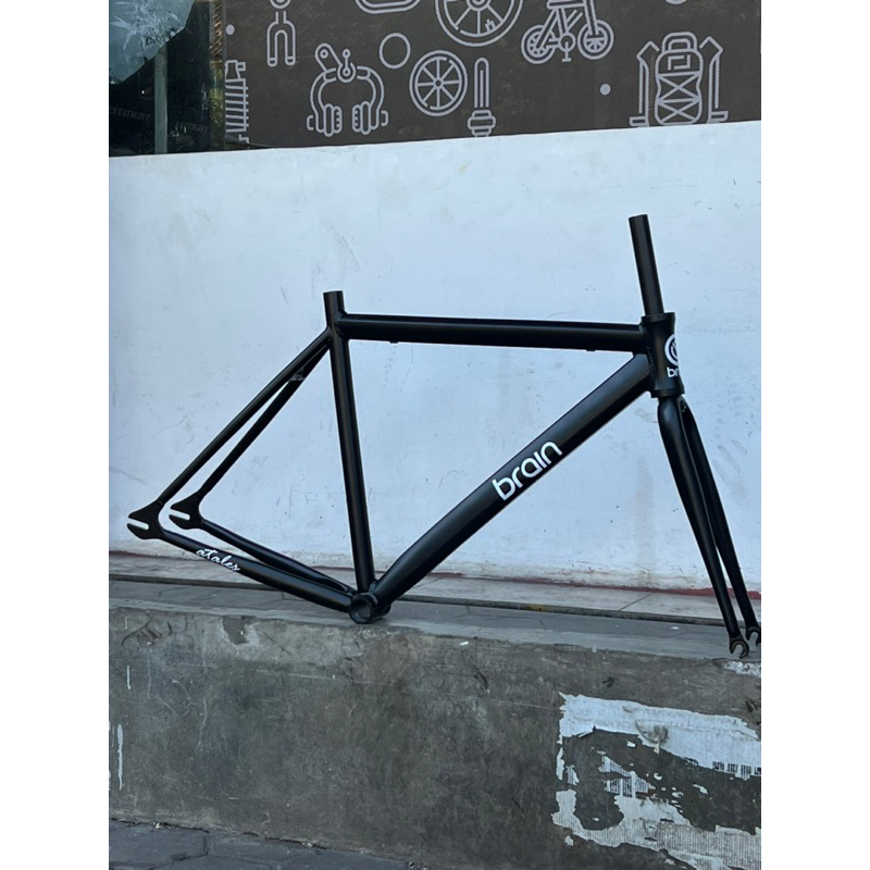 FRAME FIXIE ALLOY BRAIN ATALES IMPOR 700C HITAM BLACK DOFF FIXED
