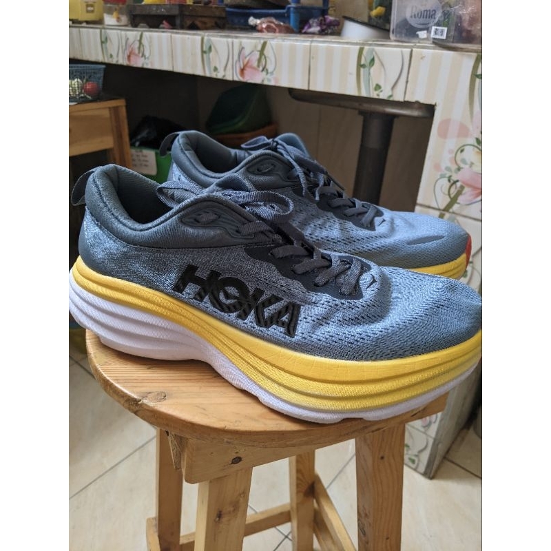 sepatu lari hoka bondi second size 43