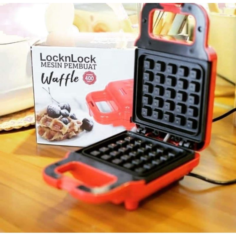 Waffle Maker Lock n Lock