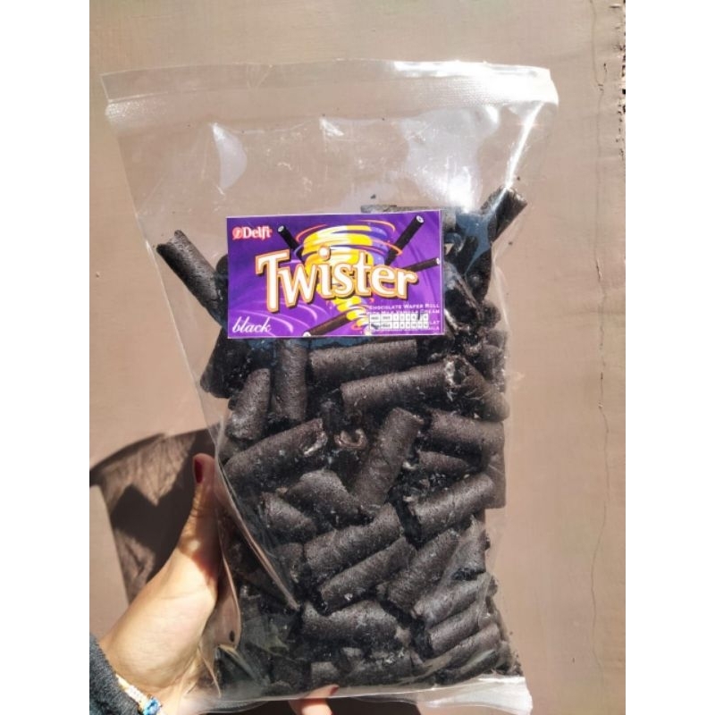

Twister Black